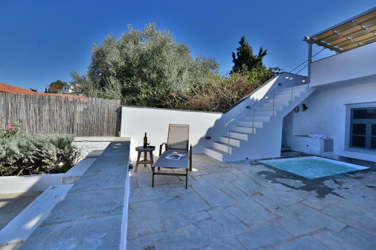 Loukia Villa