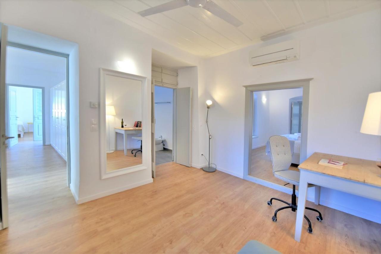 Loukia Villa *